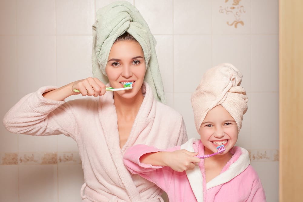 lära barn att borsta sina tänder