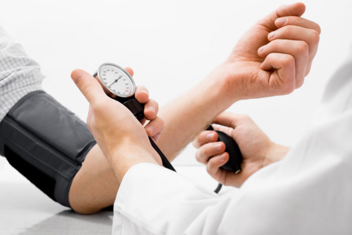 förhöjd hypertension Candesartan högt blodtrycksmedicinering
