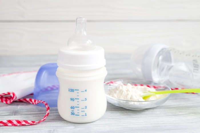 hur mycket formel mjölk för spädbarn