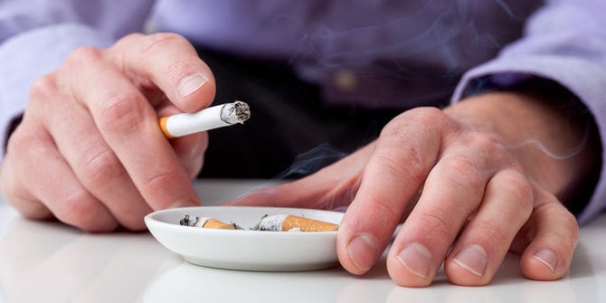 farorna med cigaretter för benhälsa