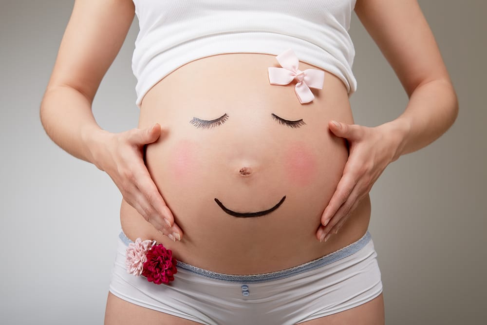 fosterutveckling kan känna igen ansiktet i livmodern