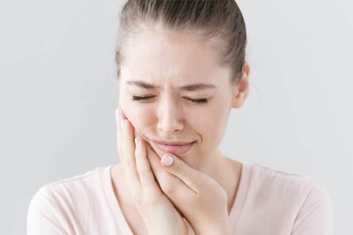 symptom på oral candidiasis