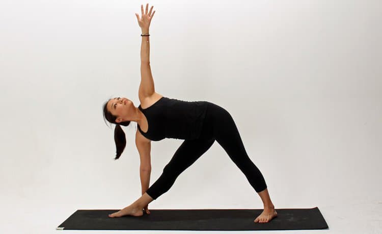 triangel yoga pose